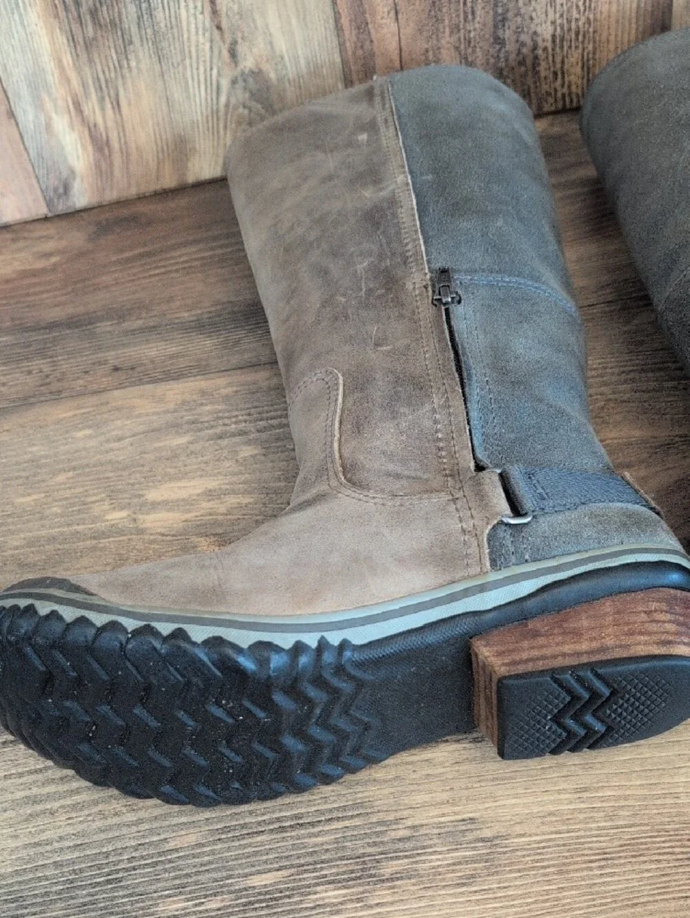 Sorel Slimboot Knee High Waterproof Leather Suede Riding Boots 7.5   521A